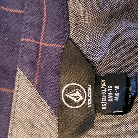 Volcom jacket - Picture 2 of 3